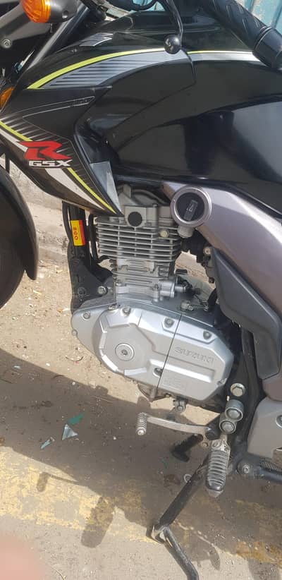 Suzuki Gsx 125
