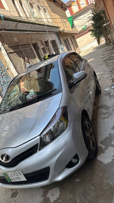 Toyota Vitz 2011