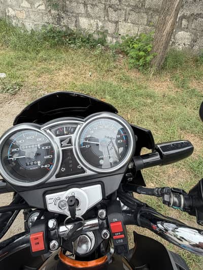 Honda cb150f