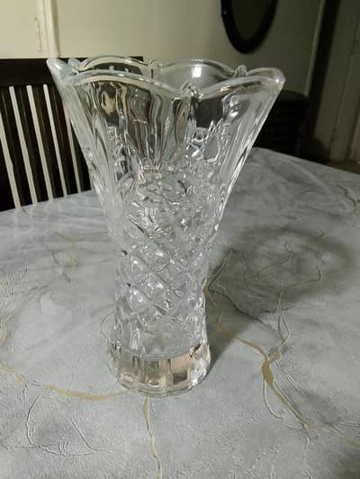 glass flower vase