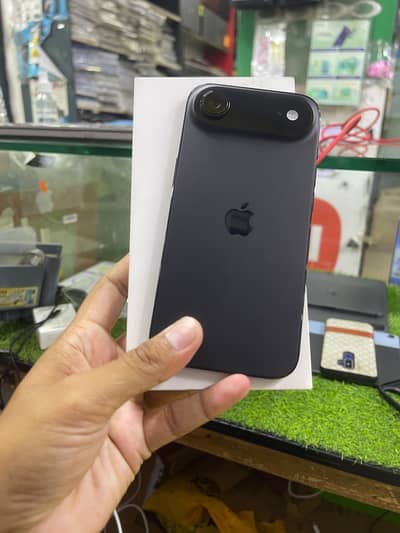Apple iPhone 17 Air 256gb non pta complete box