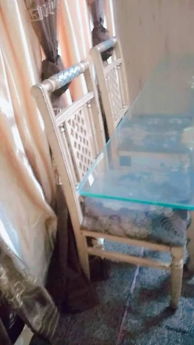 Dining Table for sale