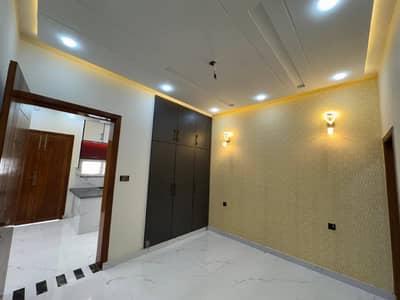 5 Marla Half Triple Story Brand New House for rent in Bismillah Housing Scheme