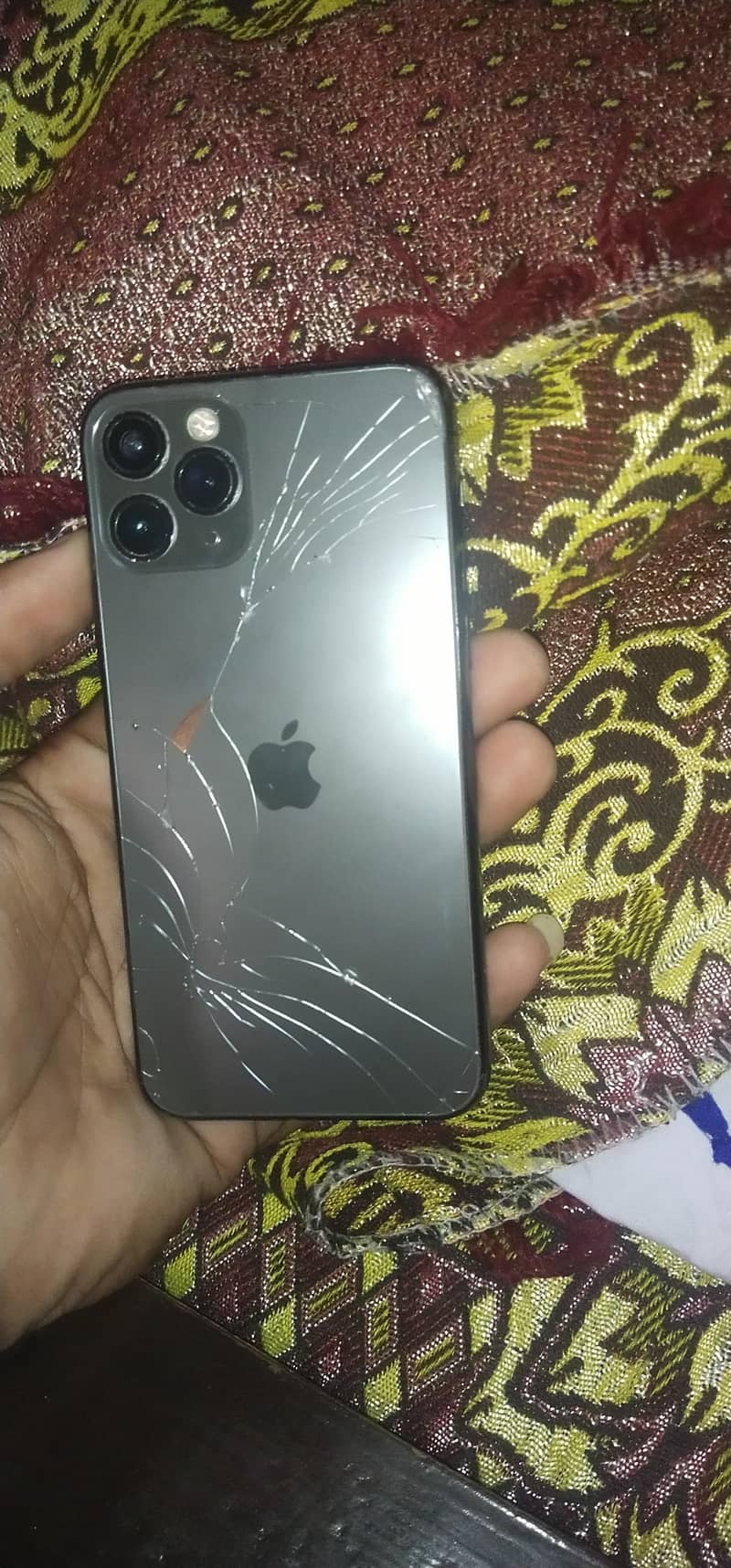 Apple iPhone 11 Pro 1