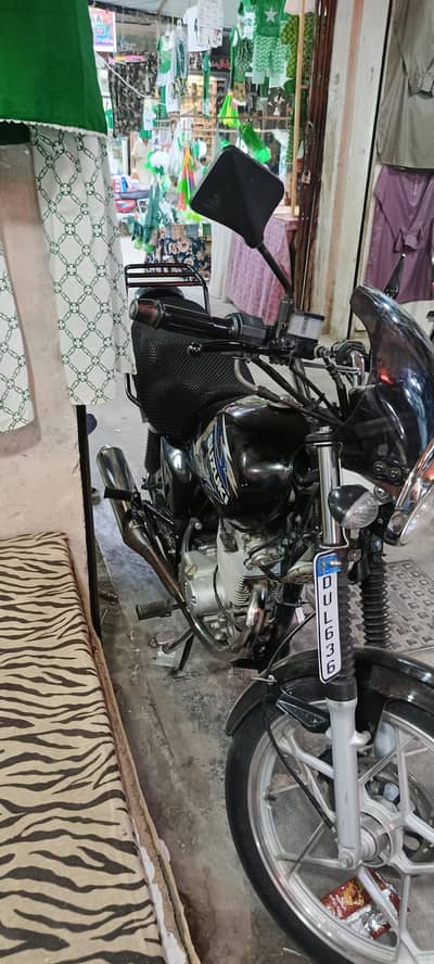 Suzuki gs 150 se