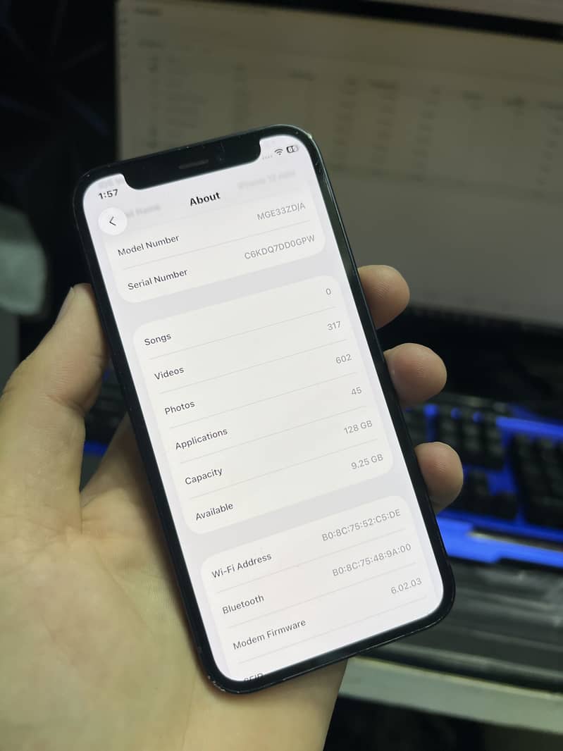 Apple iPhone 12 mini 4