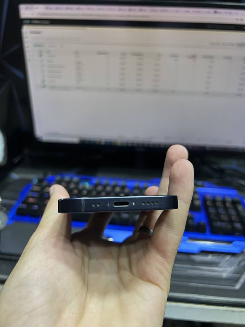 Apple iPhone 12 mini 5