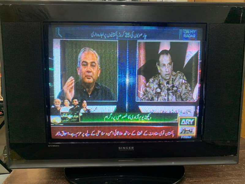 Singer TV 10/10 condition 2