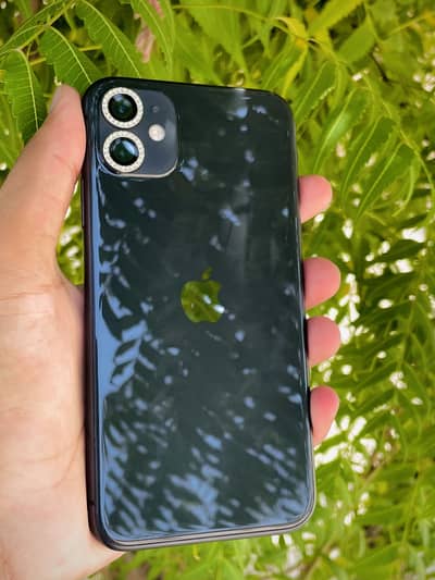 iPhone 11 “80 Bh , With Box 10/10 Condition