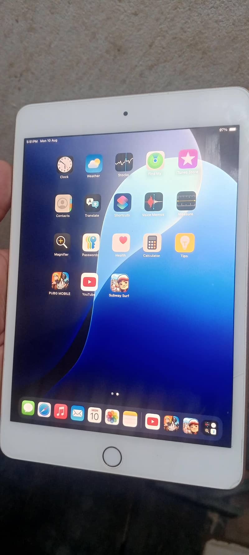 Ipad mini 5 like new 1
