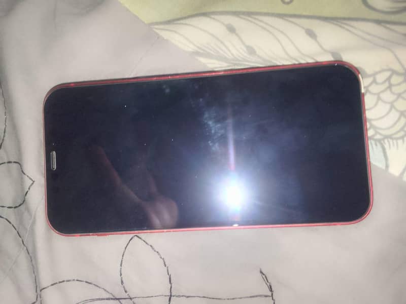 Apple iPhone 12 4