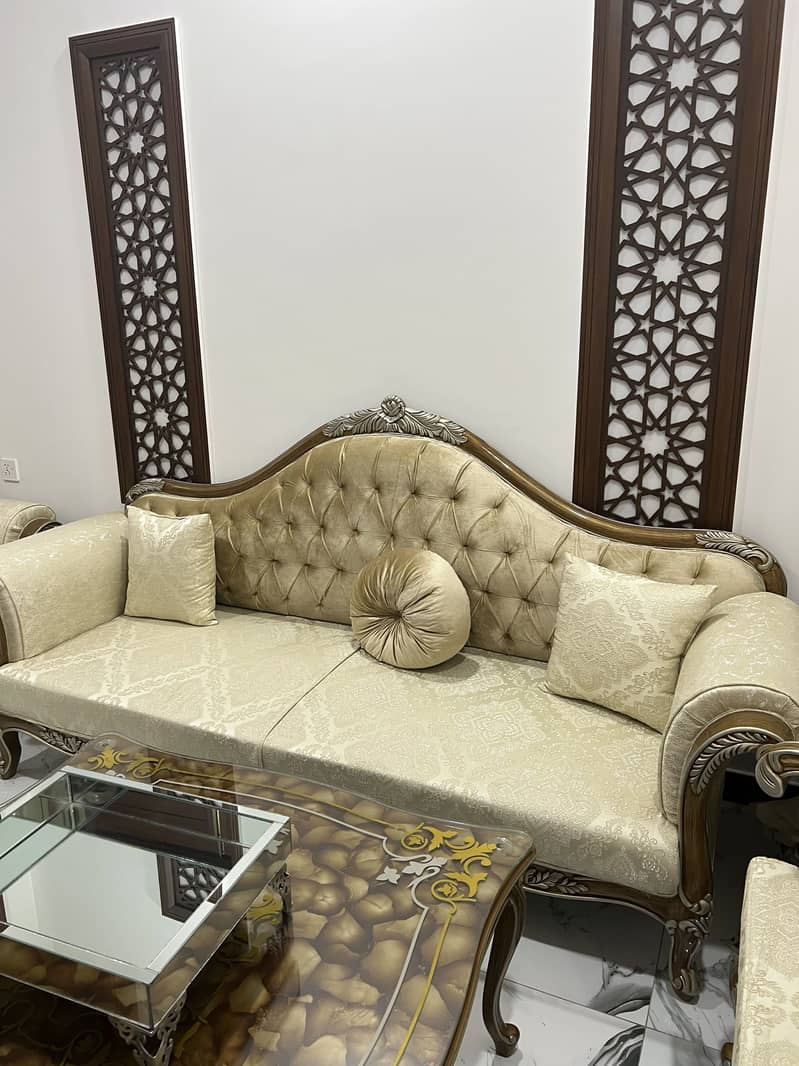 Chinoti sofa 3