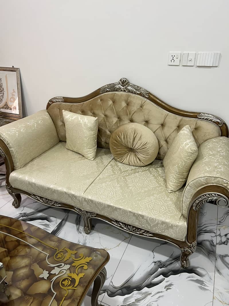 Chinoti sofa 5