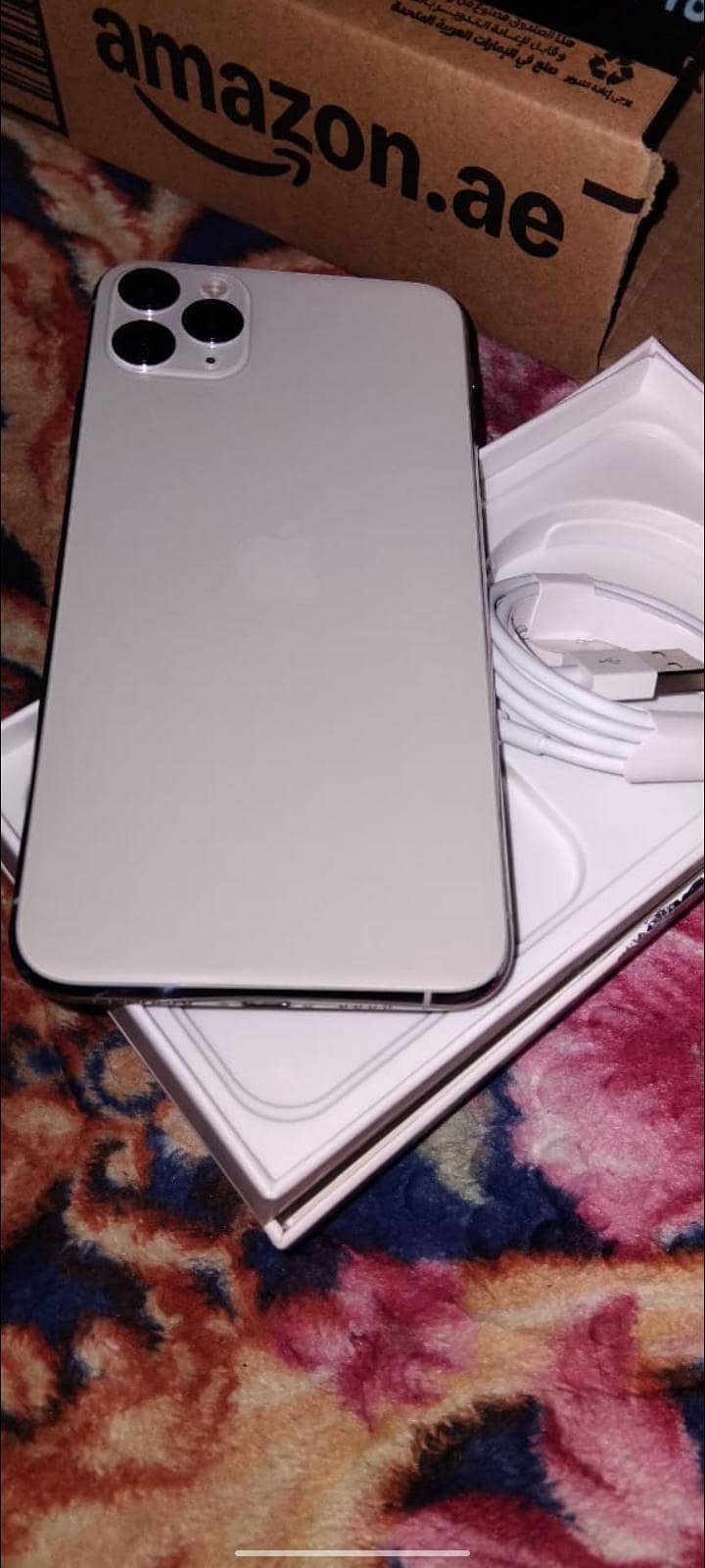 Apple iPhone 11 Pro Max 0