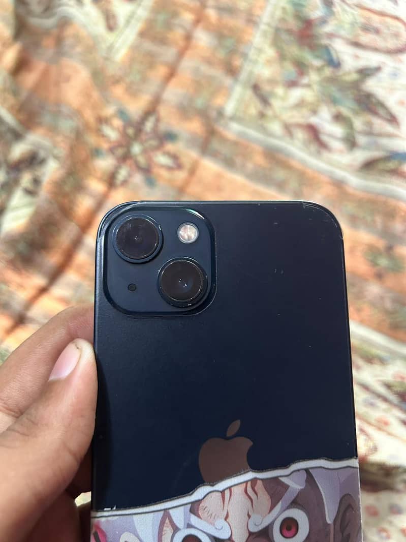 Apple iPhone 13 5