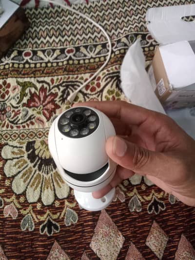 wifi smart camera. model ipc v380 e27
