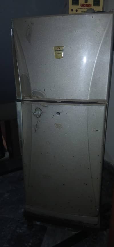 Dawlence fridge for sale