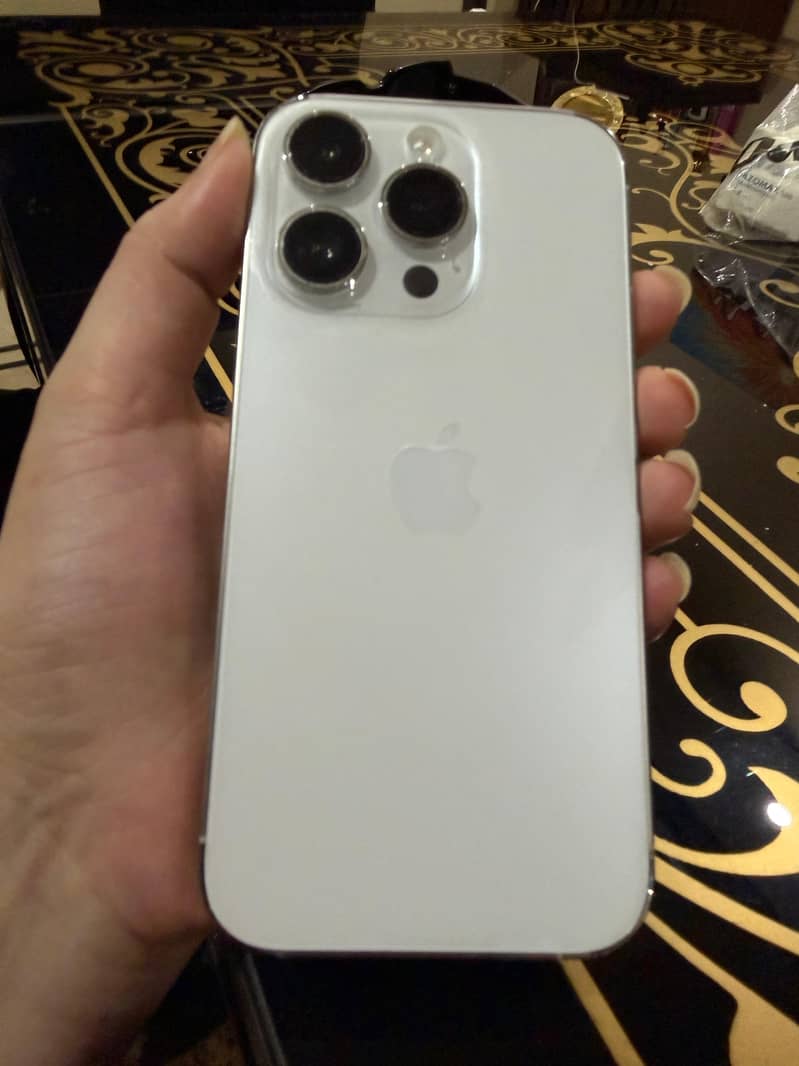 Apple iPhone 14 Pro 11