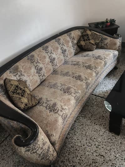 7 seater sofa set.