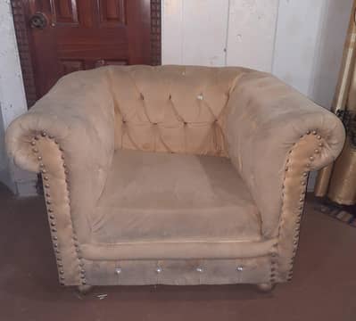 1 acha moqah munasib qemat me behttrin sofas three sitter