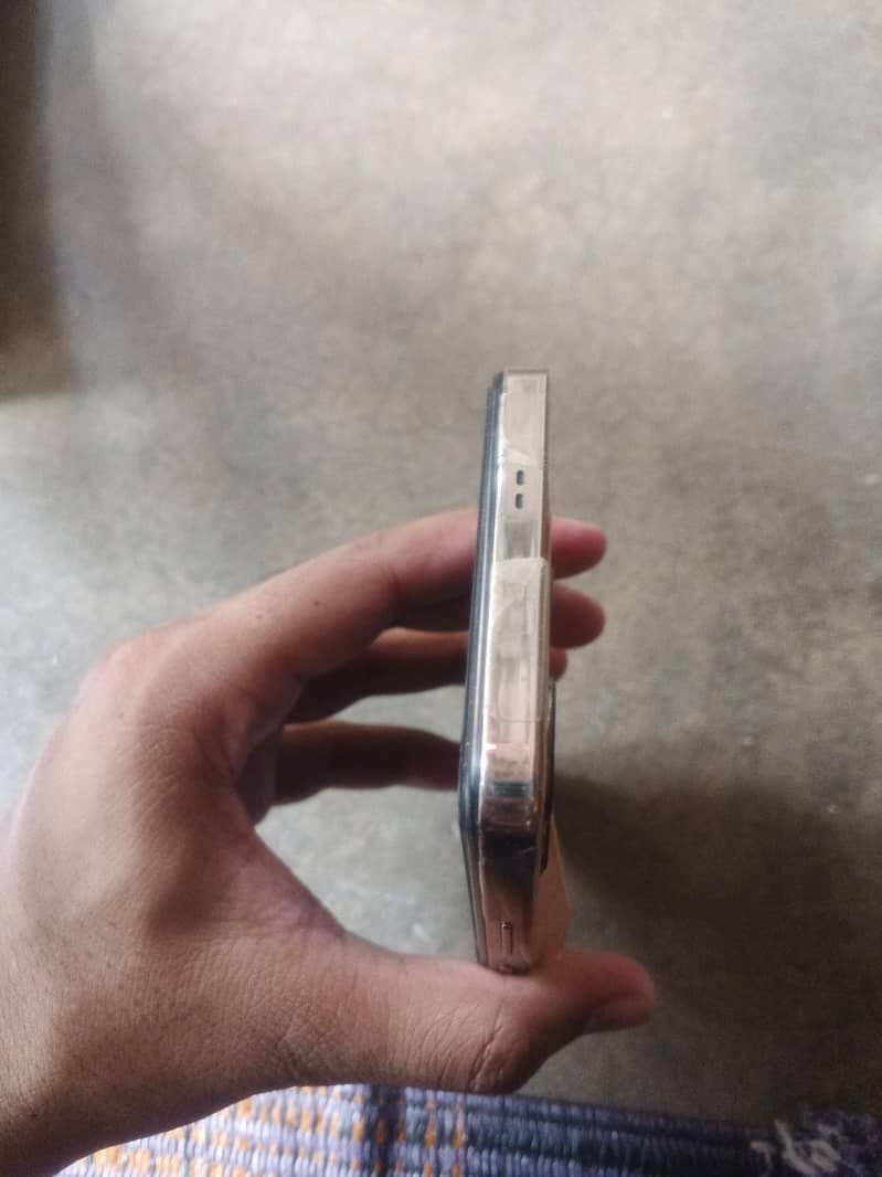 Infinix Note 30 1