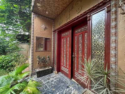1 Kanal Slightly Used House With Sui Gas For Sale In Canal Gardens Lahore