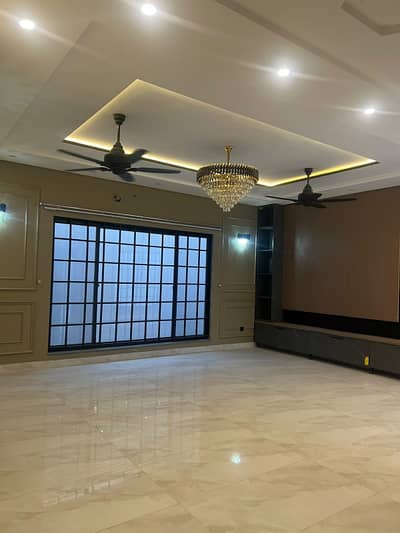 1 Kanal Upper Portion Available For Rent In Canal Garden