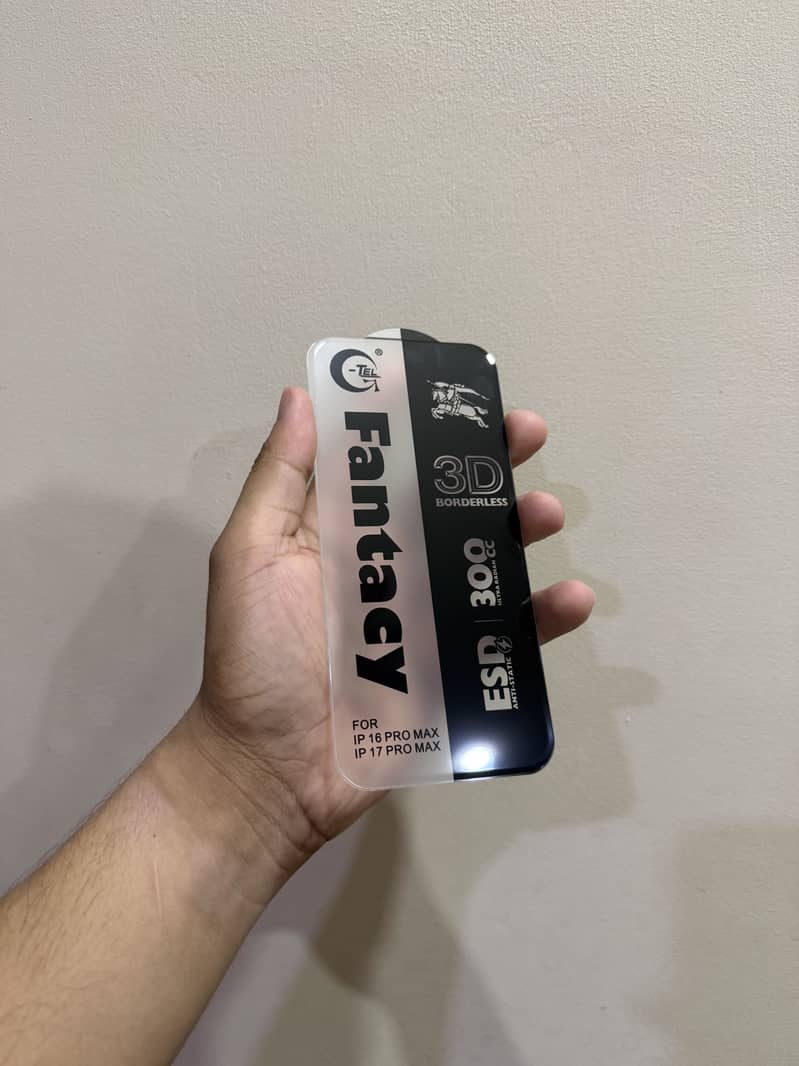 Premium borderless screen protector 1