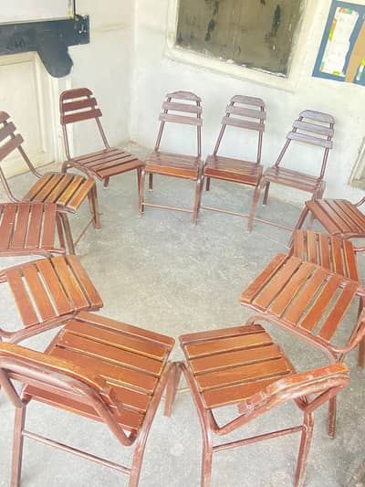 classroom chairs