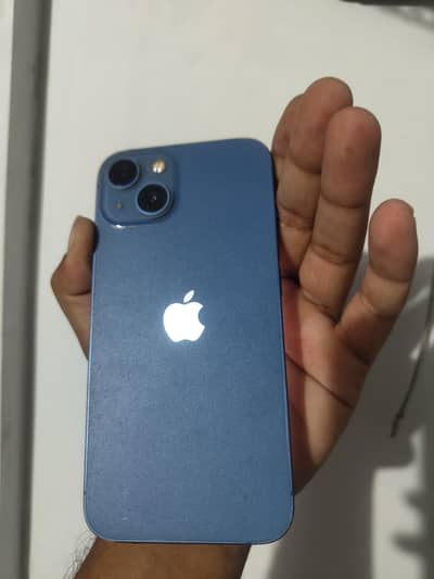 Apple iPhone 13
