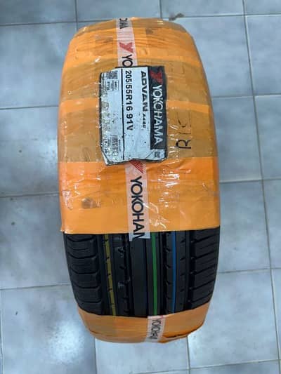 Brand New Yokohama Advan DB 205 55 16