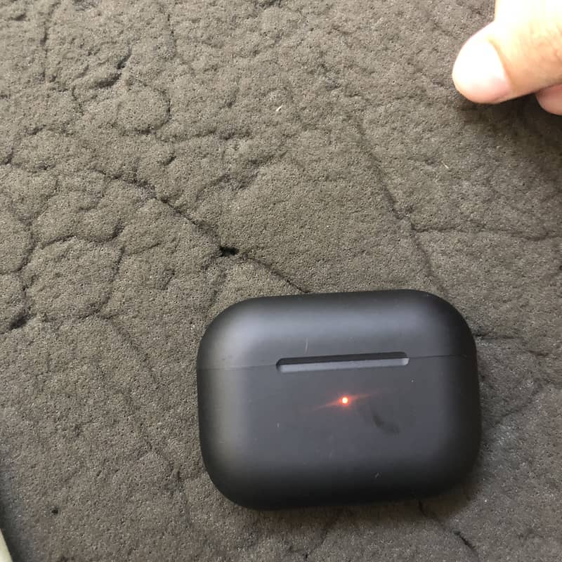 BLACK  BLUETOOTH 8