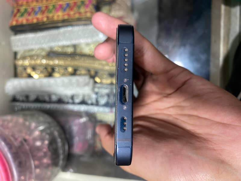 Apple iPhone 14 10
