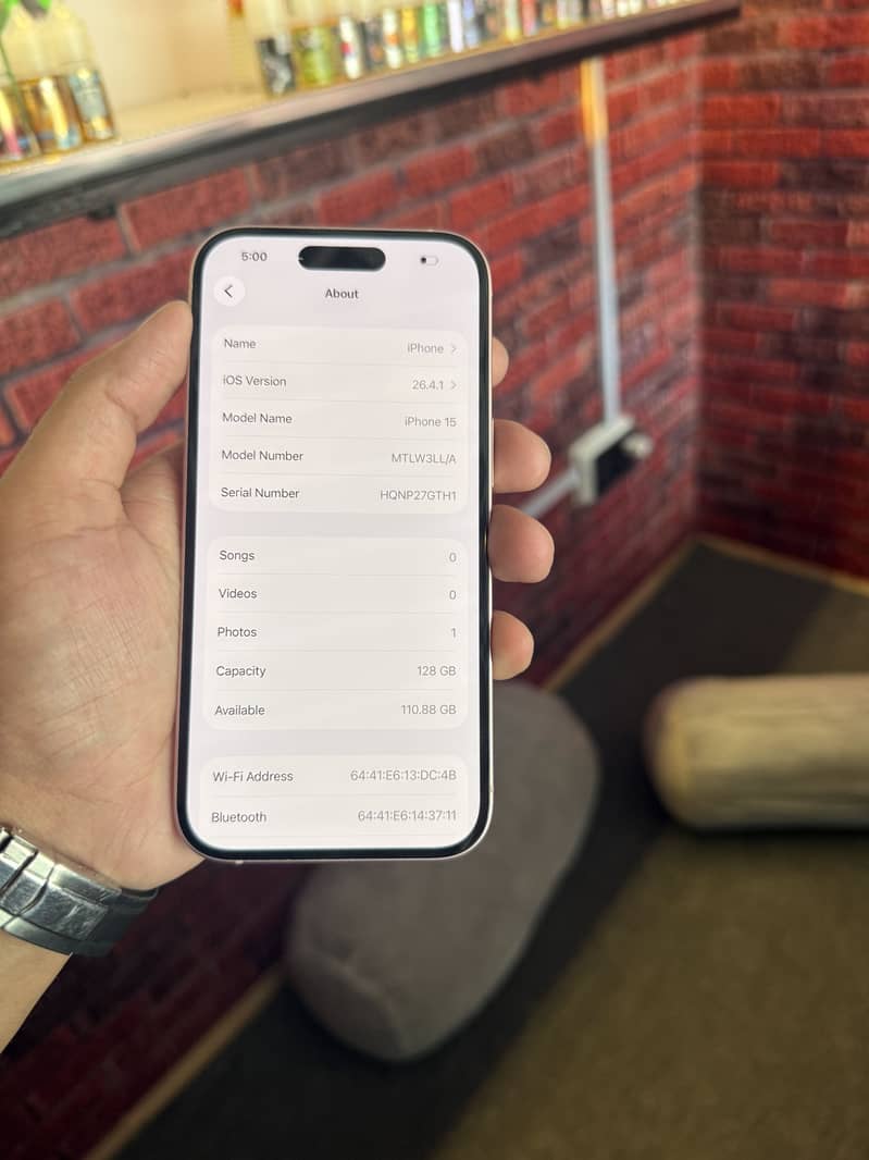 Apple iPhone 15 6