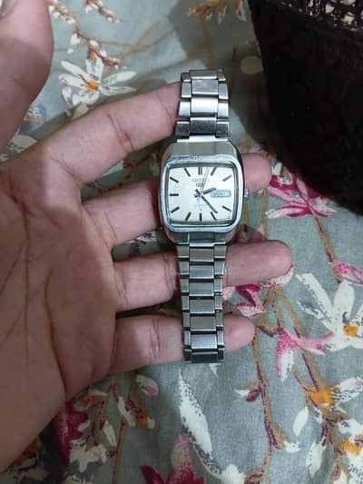 seiko 5 vintage watch