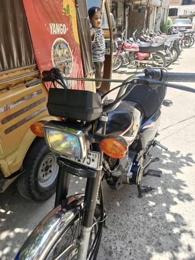 MY 125 For Sale Original Condition