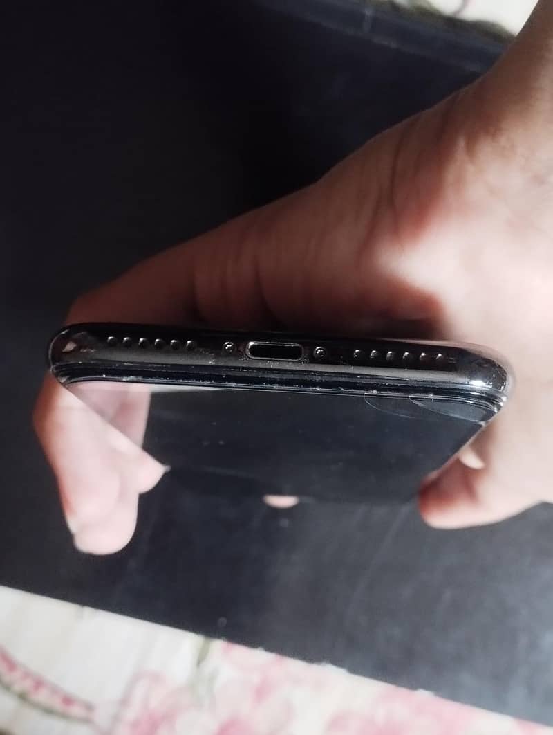 Apple iPhone X 1