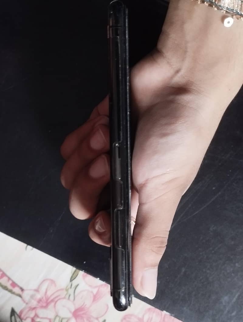 Apple iPhone X 2