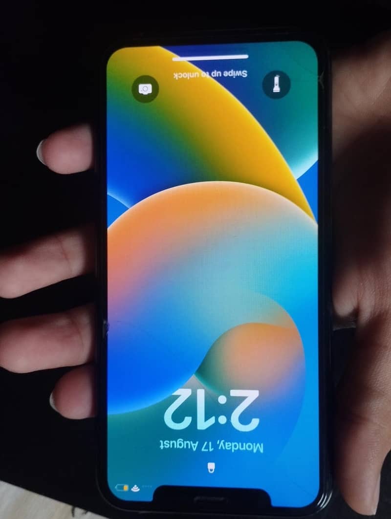 Apple iPhone X 4