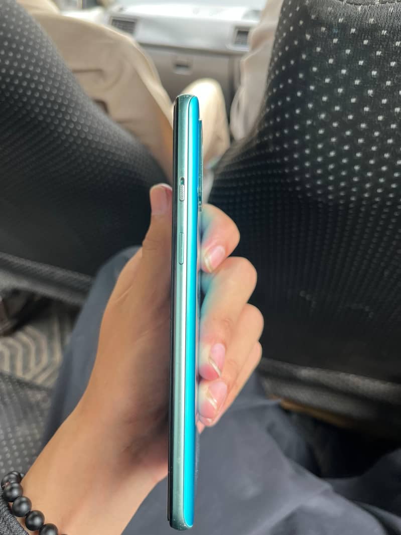 One Plus 8T 4
