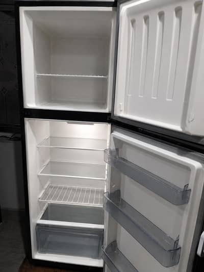 Neat & Clean Home Use Refrigerator for Sale