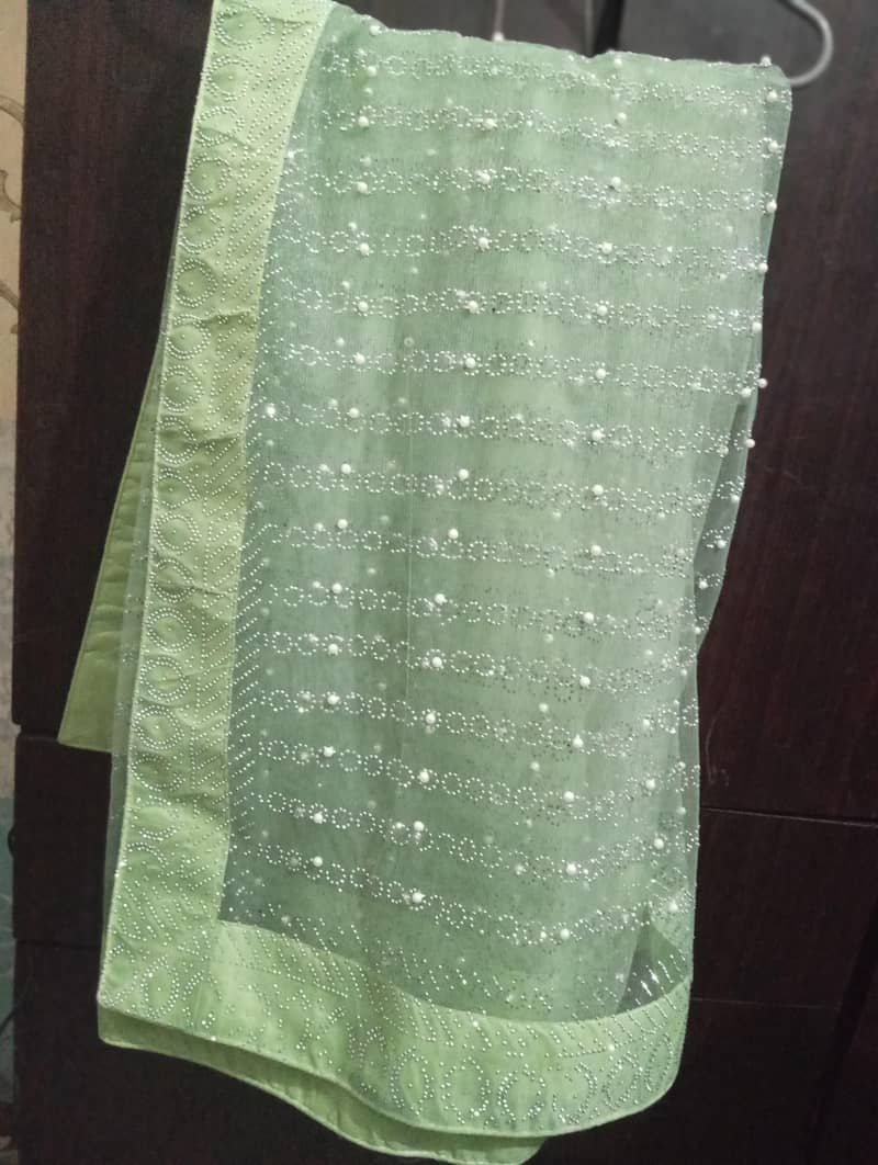 saree 0