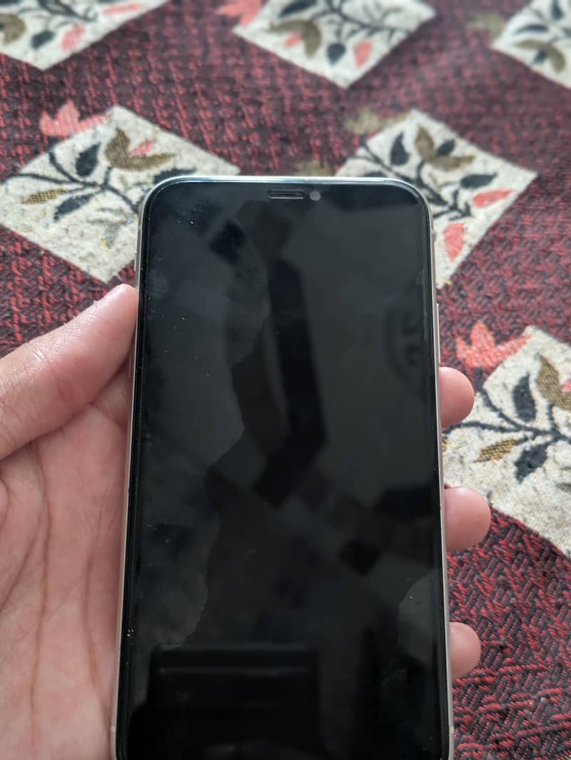 Apple iPhone 11 2