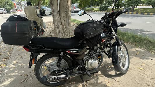 Suzuki GD 110s — 2022 Model | Black | Immaculate Condition