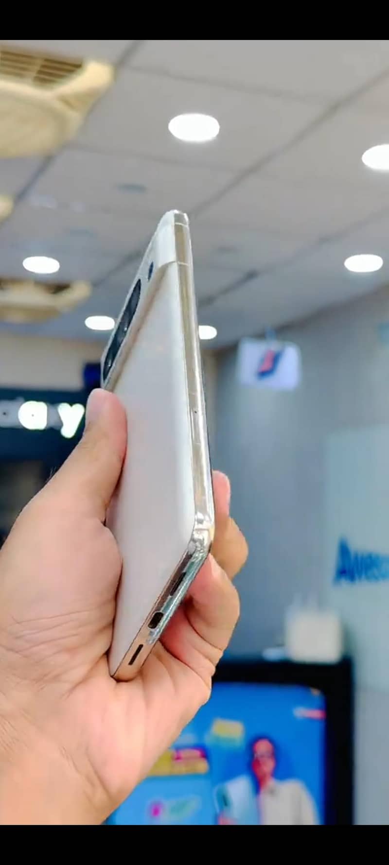 Google Pixel 8 Pro 2