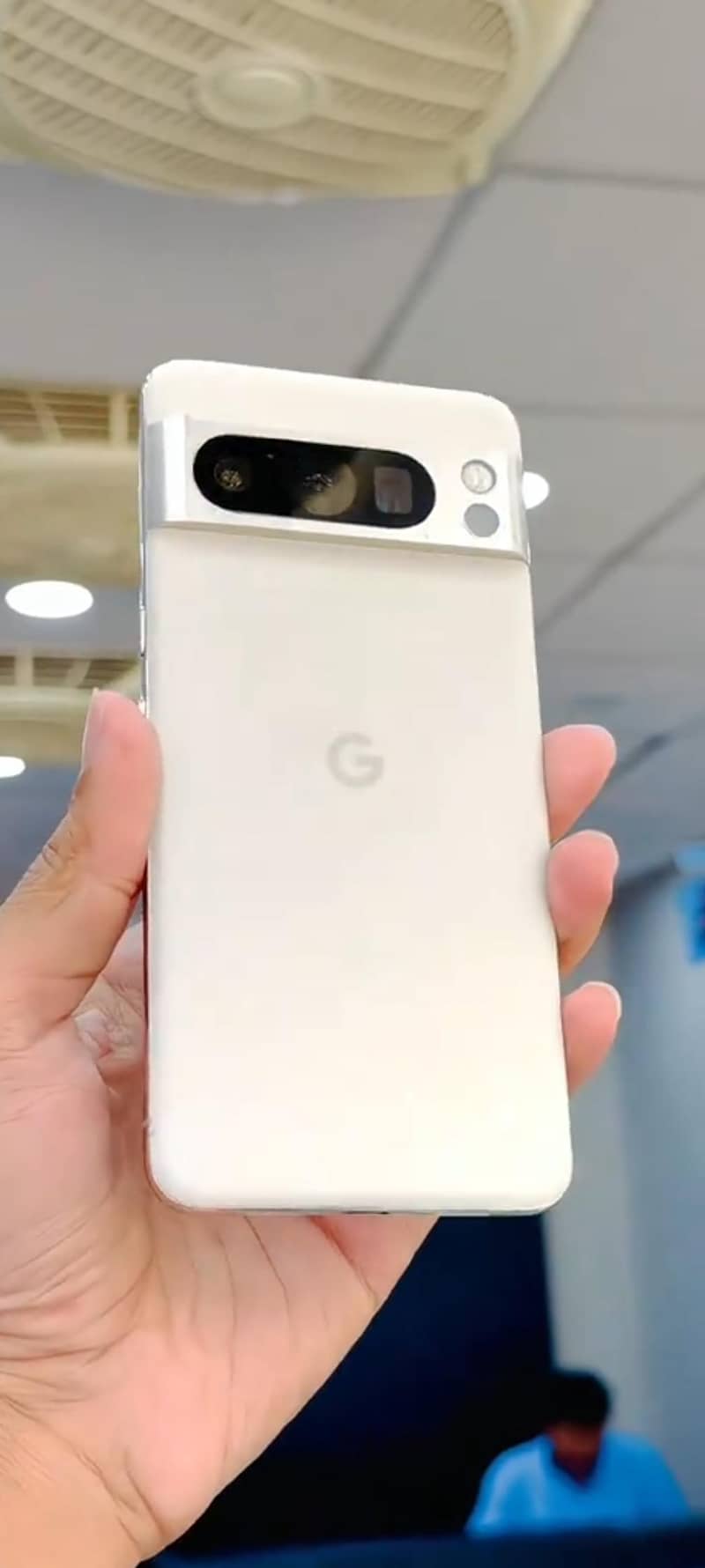Google Pixel 8 Pro 4