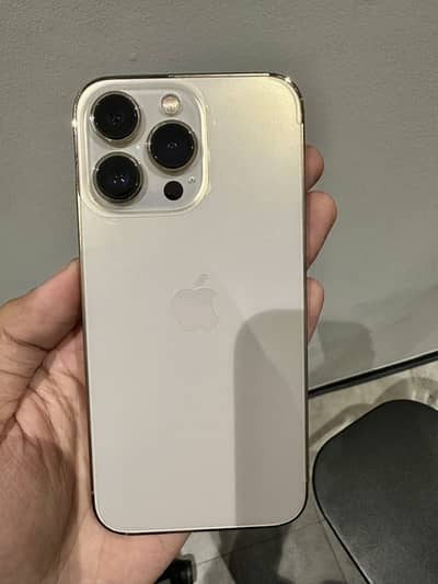 Iphone 13 Pro 128 GB 10/10 condition 100% battery health