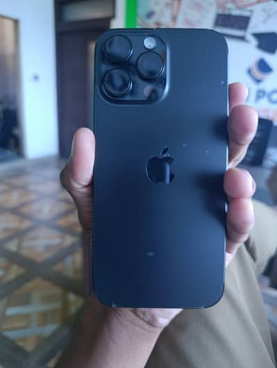 Apple iPhone 16 Pro Max