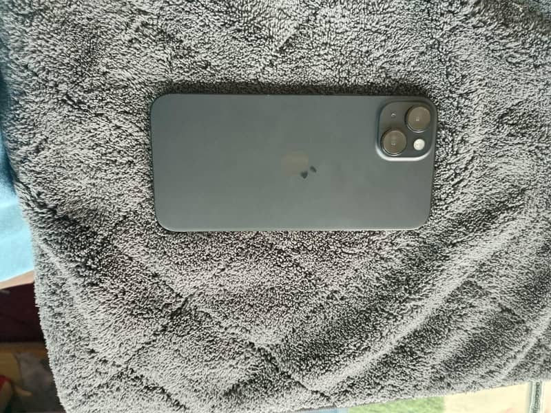 Apple iPhone 15 plus 1