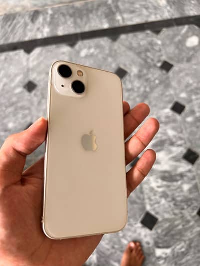 Apple iPhone 13